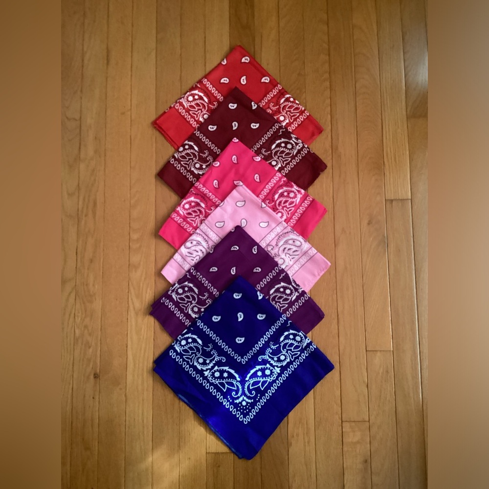 Colorful Bandanas - Picture 3 of 4